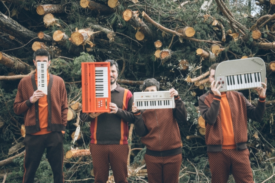 ESPECTACLE FAMILIAR: 'SOM I SEREM' AMB 2PRINCESESBARBUDES