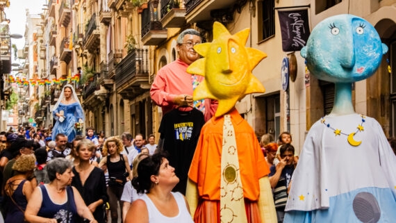 Convocatoria abierta para el Concurso del Cartel de la Fiesta Mayor de Gràcia 2024